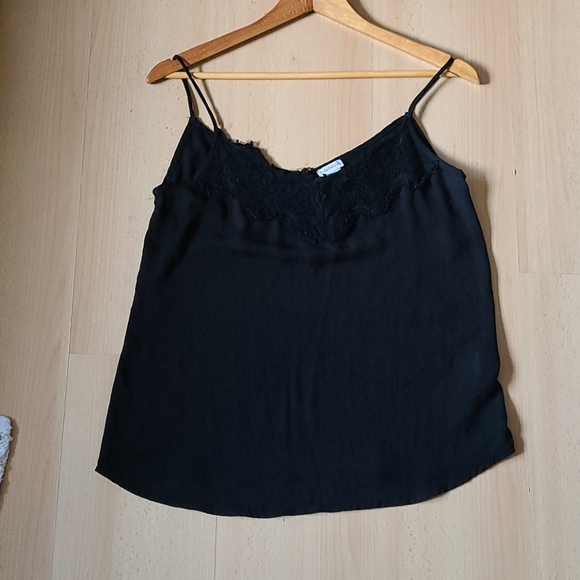 Beautiful black cami - Picture 1 of 4